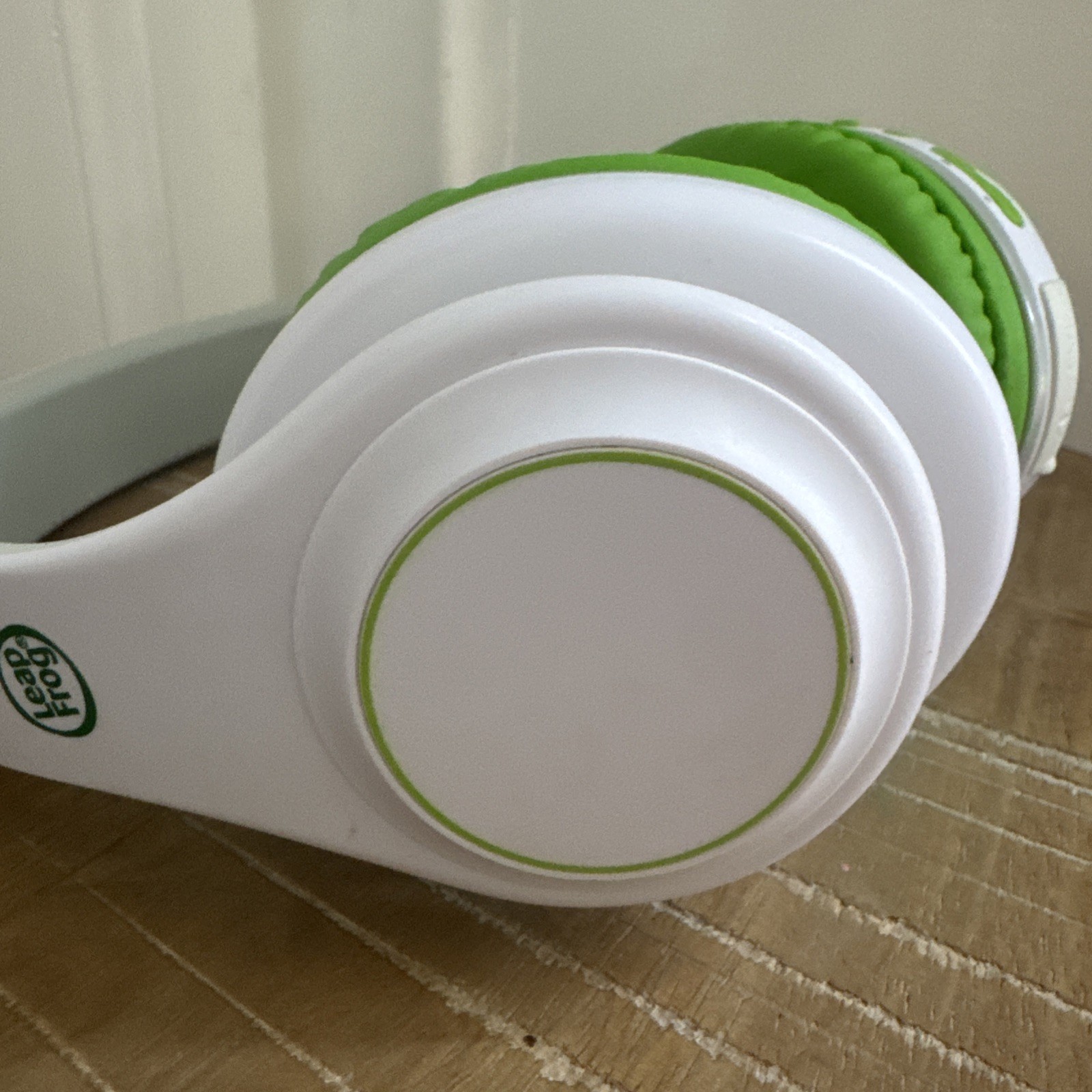 LeapFrog LeapPods Max Wireless Bluetooth Kids Over-Ear Headphones Green/White