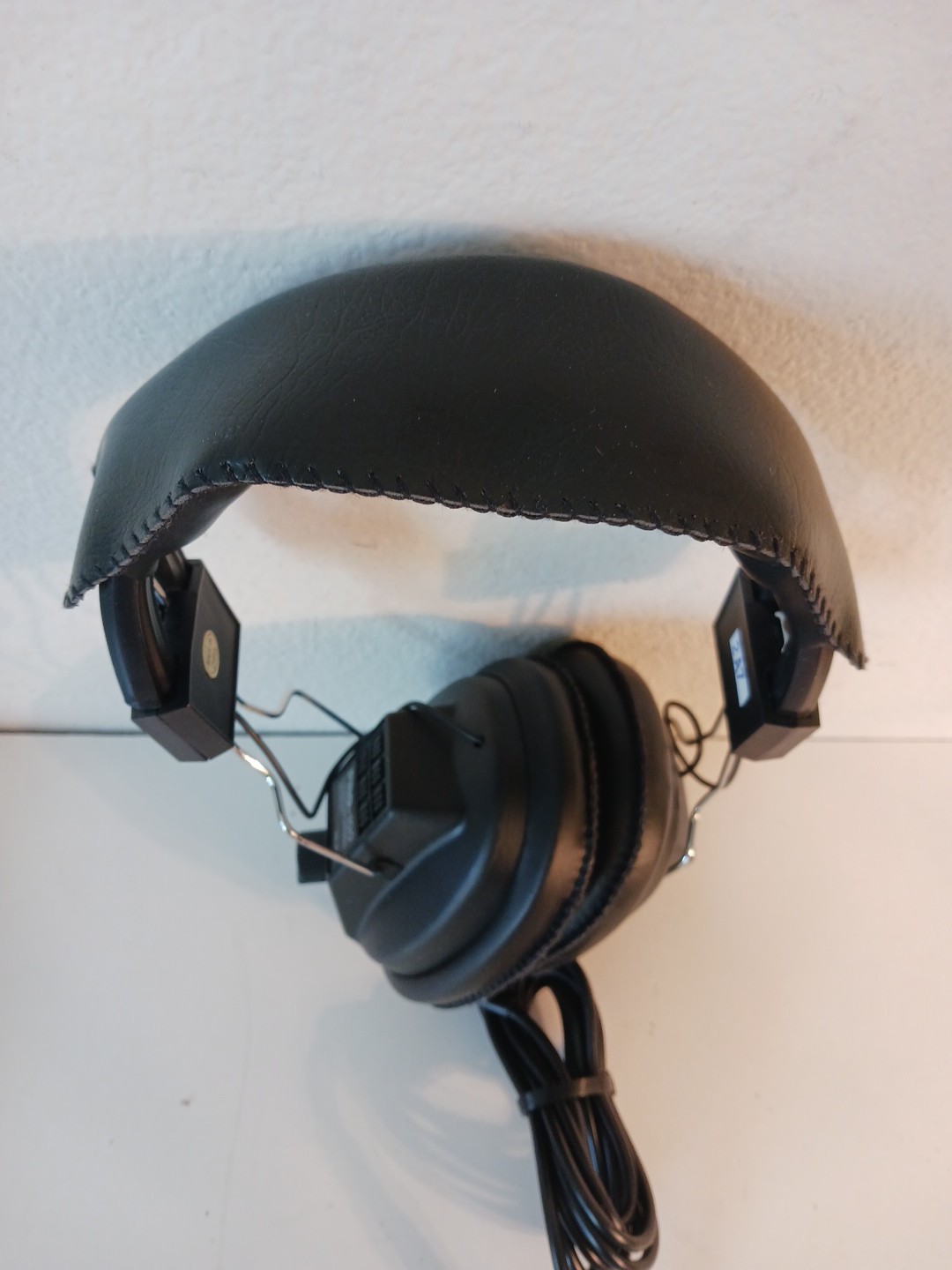 Radio Shack Pro-100 Communications Headset Model 20-282 (Never-used)
