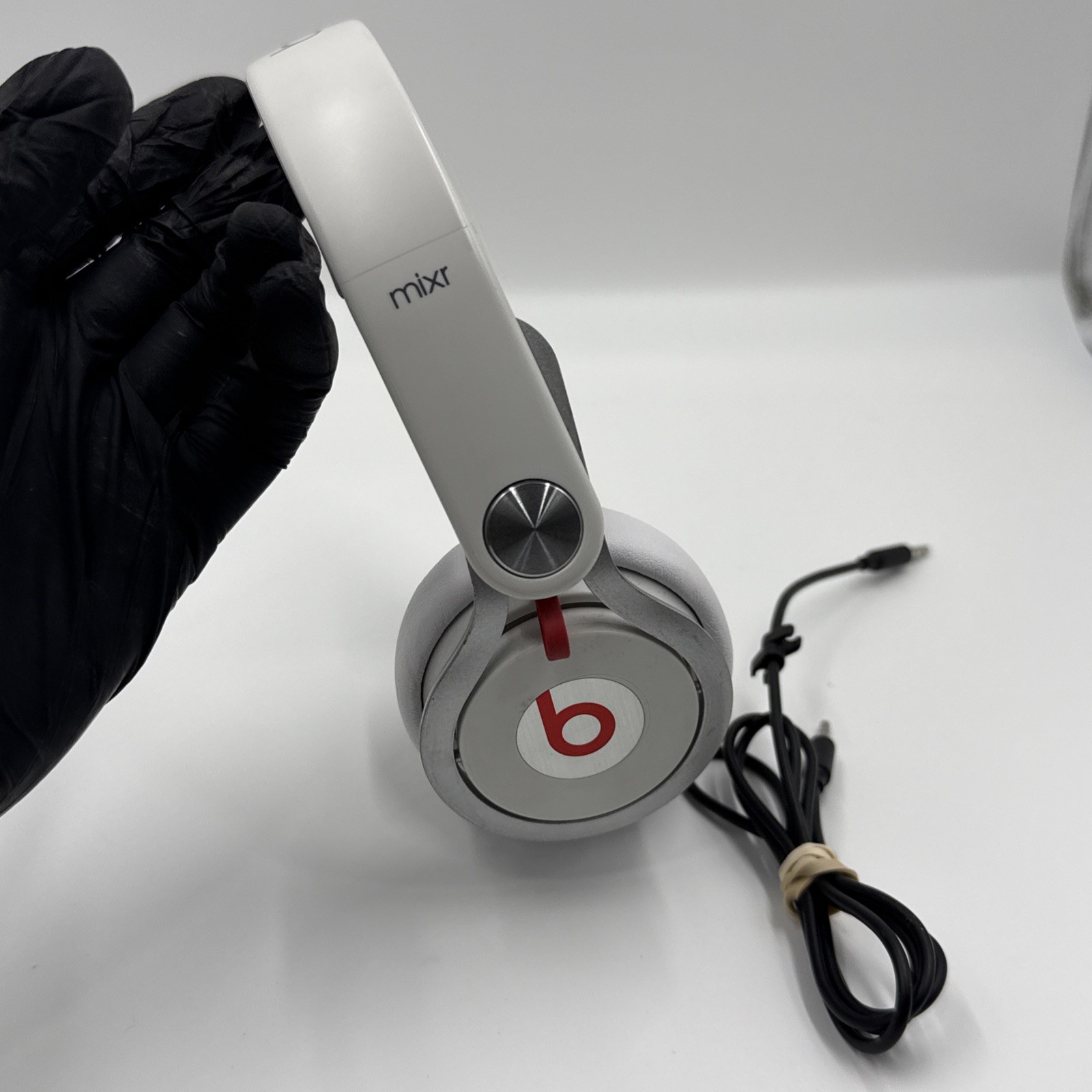 Beats by dr. dre Mixr Mixer Headphones White Tested Working (Read Desc)