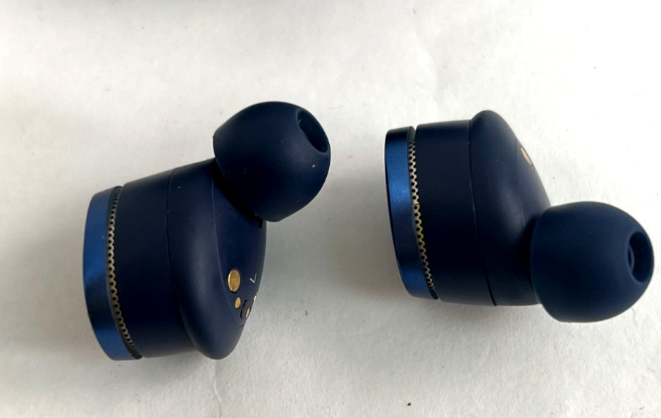 Bowers & Wilkins Pi8 True Wireless Bluetooth In-ear Earbuds Headphones – Blue