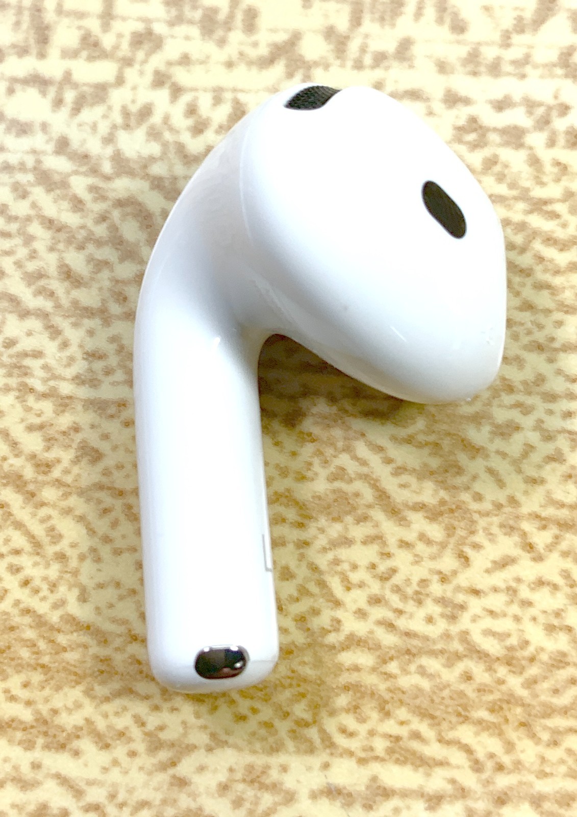 Apple AirPods 4th Generation Left Earbud Only A3056 Untested/Parts Ships Fast!!!