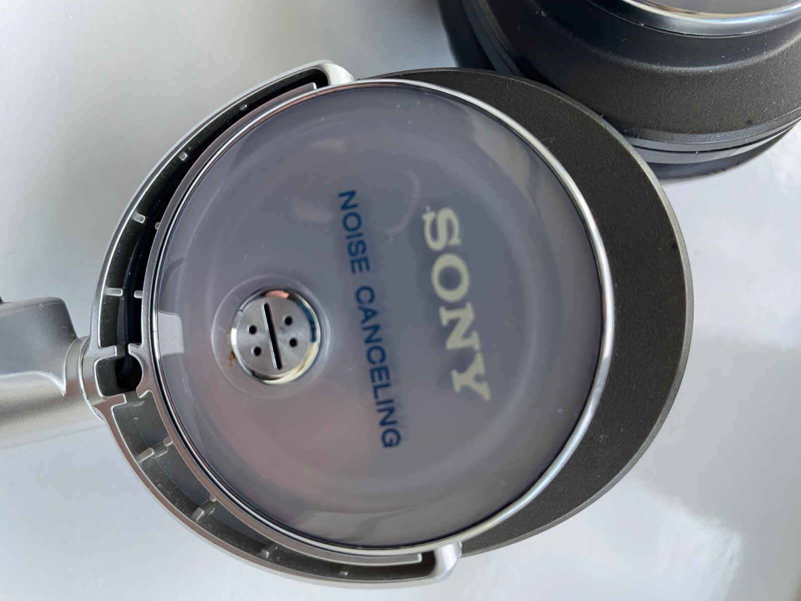 Sony MDR-NC6 Headband Headphones – Silver