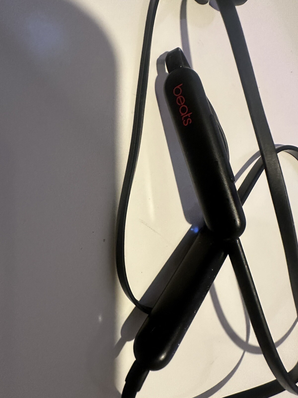 Beats by Dr. Dre – Beats Flex Wireless Earphones – Black [Model:MYMC2LL/A]