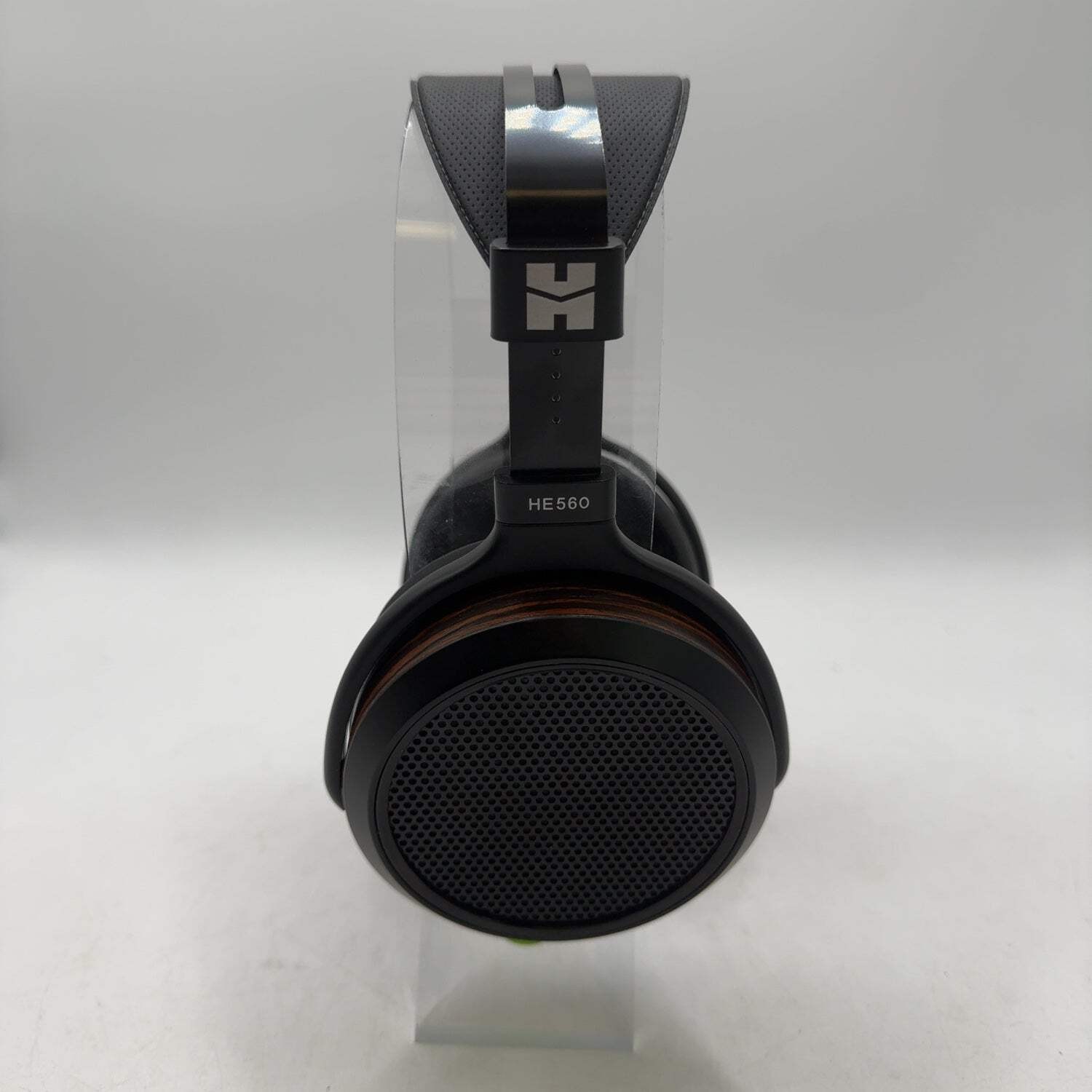 HIFIMAN HE560 Planar Magnetic Headphones Wood Grain
