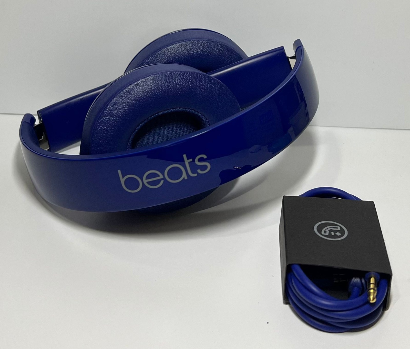 Beats by Dr. Dre Solo2 Wired On-Ear Headphones – Dark Purpple