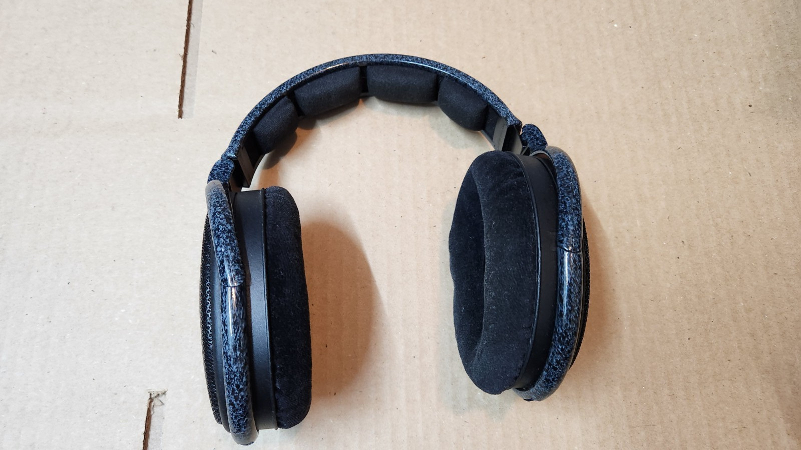 *Parts* Sennheiser HD 600 Over the Ear Headphones – Marble