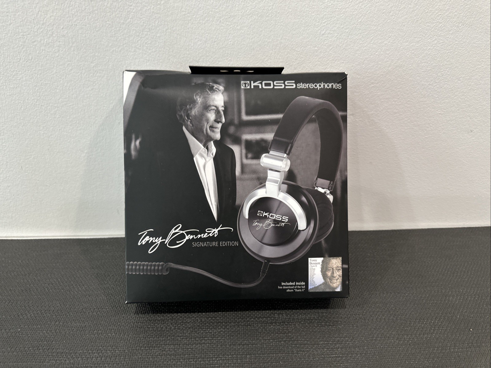 Koss Wired Headphones Tony Bennett Edition