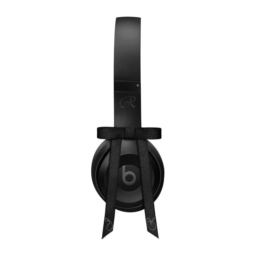 Apple Beats Solo 4 Jennie Special Edition Headphones Onyx Black Genuine NEW