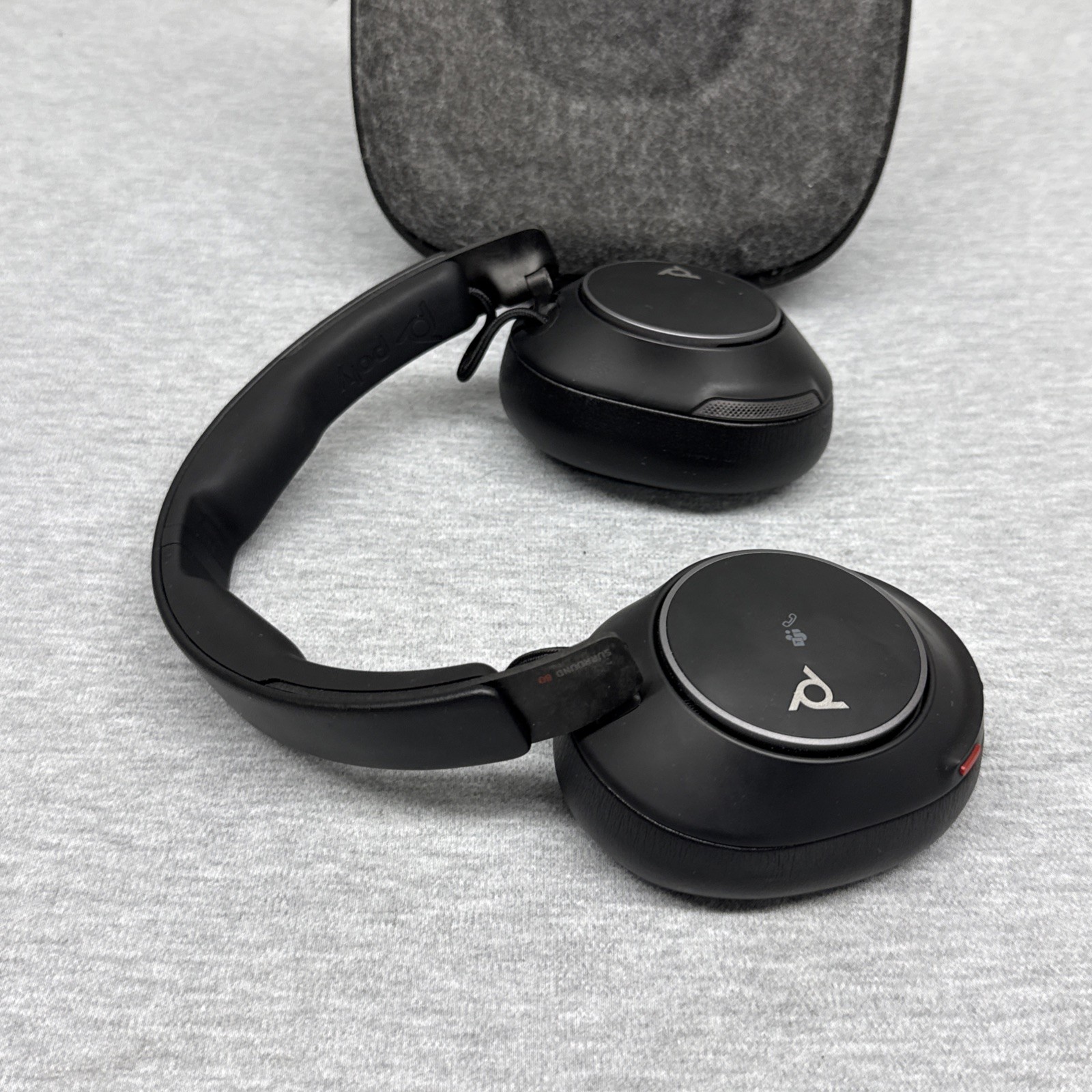 Poly Voyager Surround 80 UC Headset