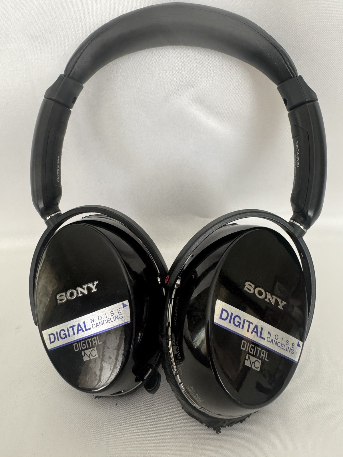 Sony MDR-NC500D Digital Noise Canceling Headphones w/ Case Battery Pack Tested