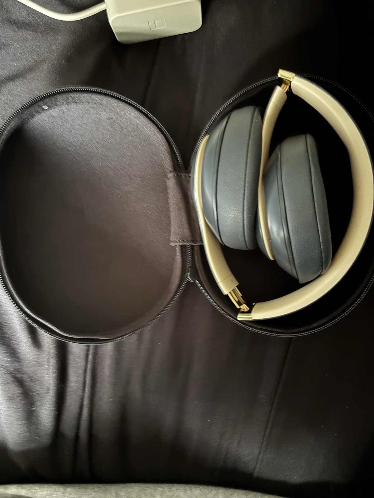 Beats by Dr. Dre Headband Headphones Black Beige with Carrying Case