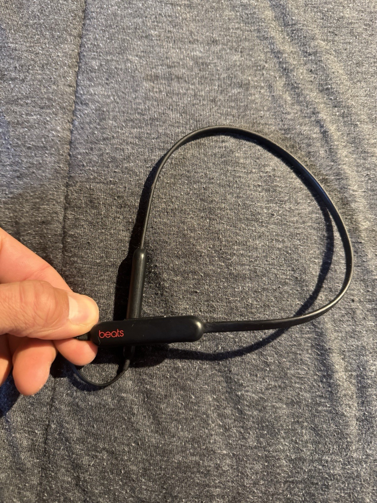 Beats Flex A2295 Black Magnetic Earbuds Neckband Wireless Earphones TESTED
