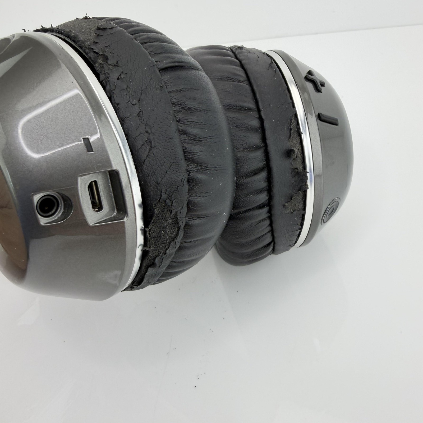 Skullcandy Hesh 2 Wireless Over Ear Headphones Black Bluetooth 3.5mm Mic Stereo