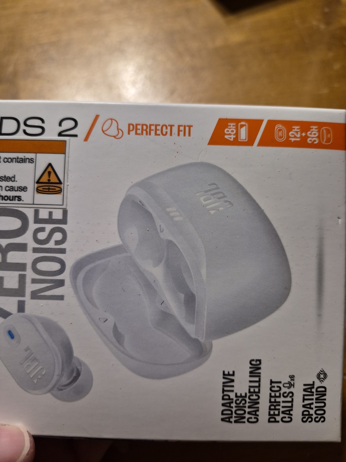 JBL White Tune Buds 2 Earbuds Perfect Fit Adaptive Noise Cancelling Zero Noise