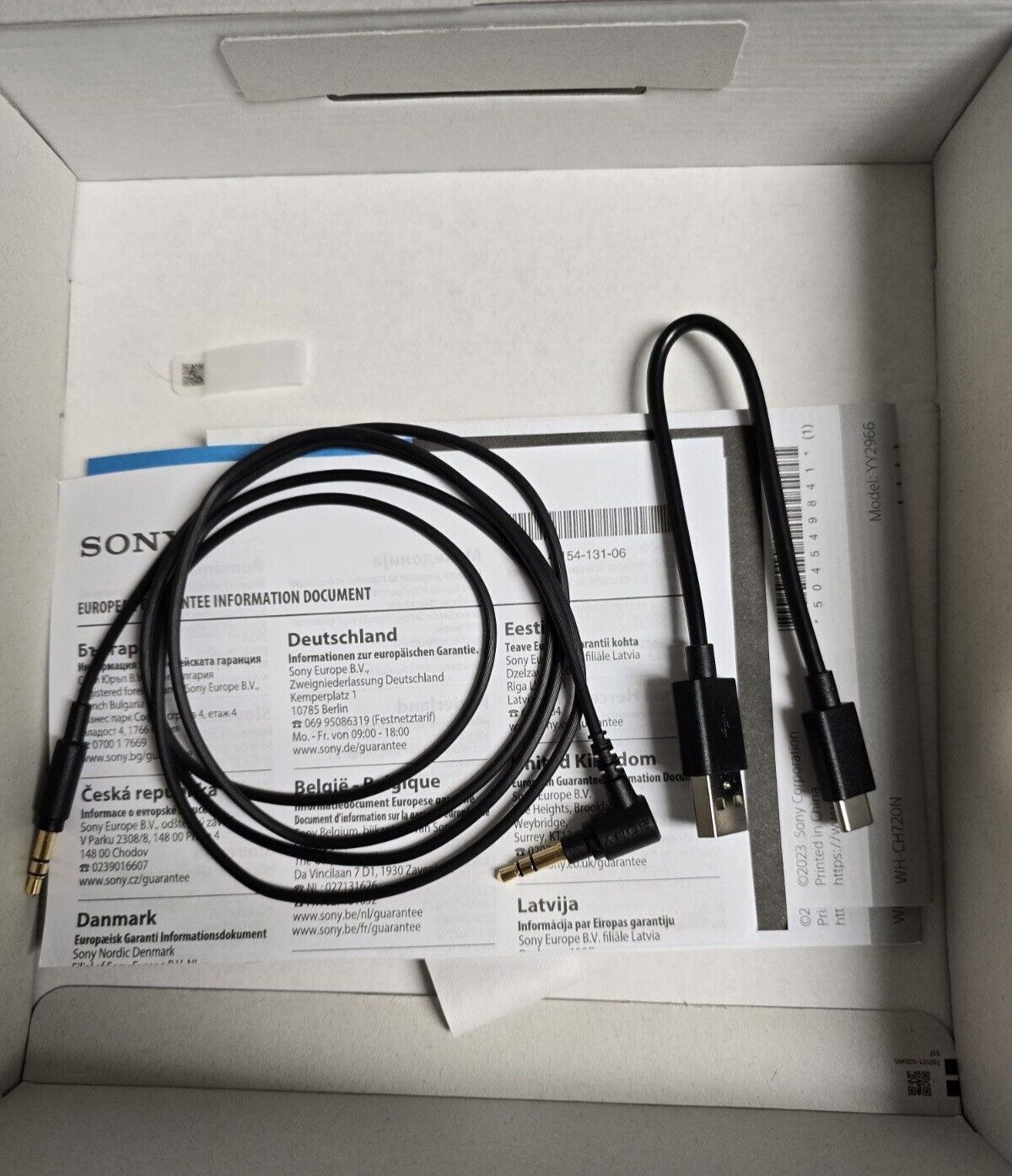 Sony WH-CH720N Wireless Over-Ear Headphones – Black – Used / Read