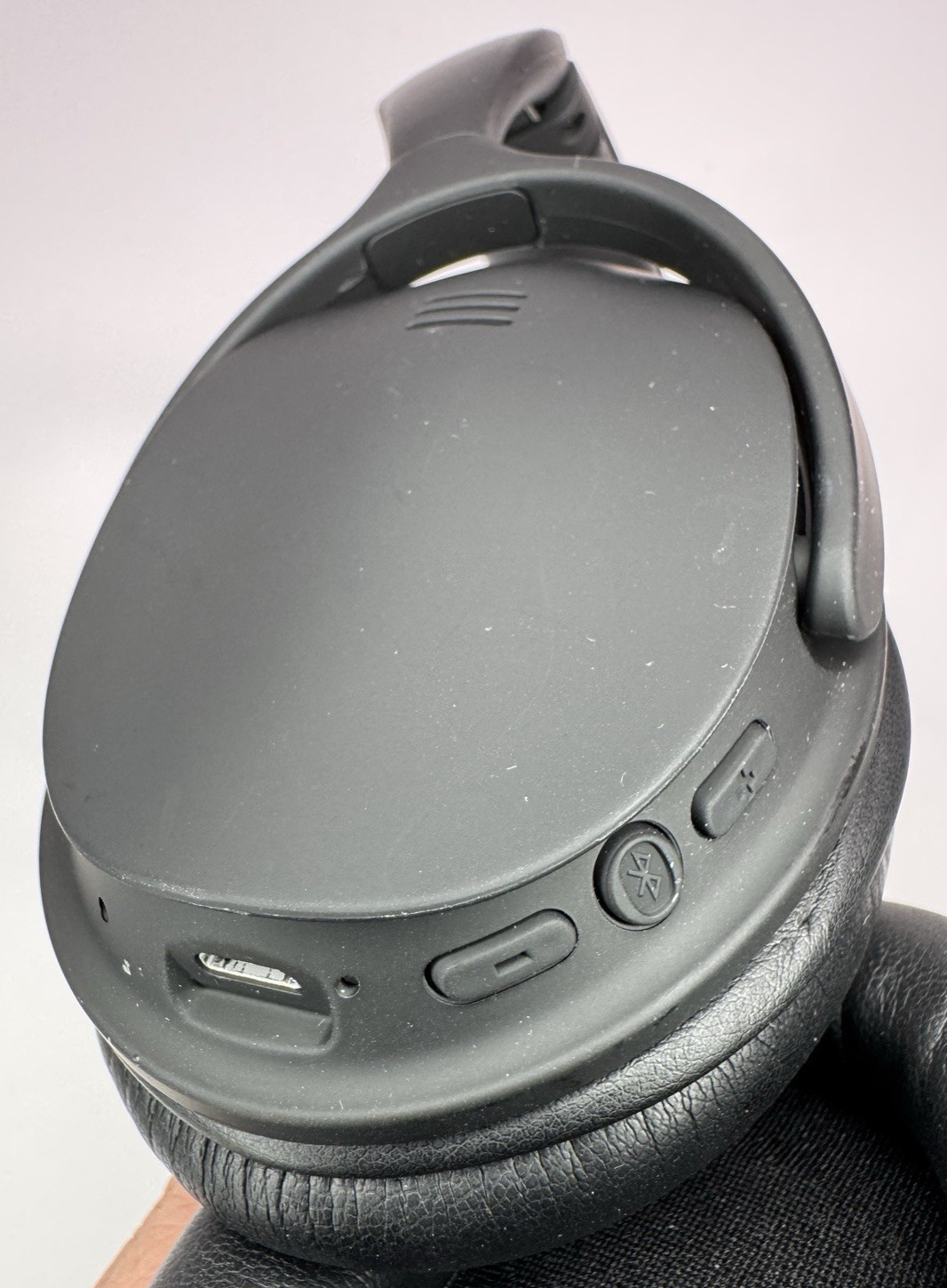 Monoprice BT-300ANC Wireless ANC Over Ear Headphones Bluetooth aptX 40mm Black