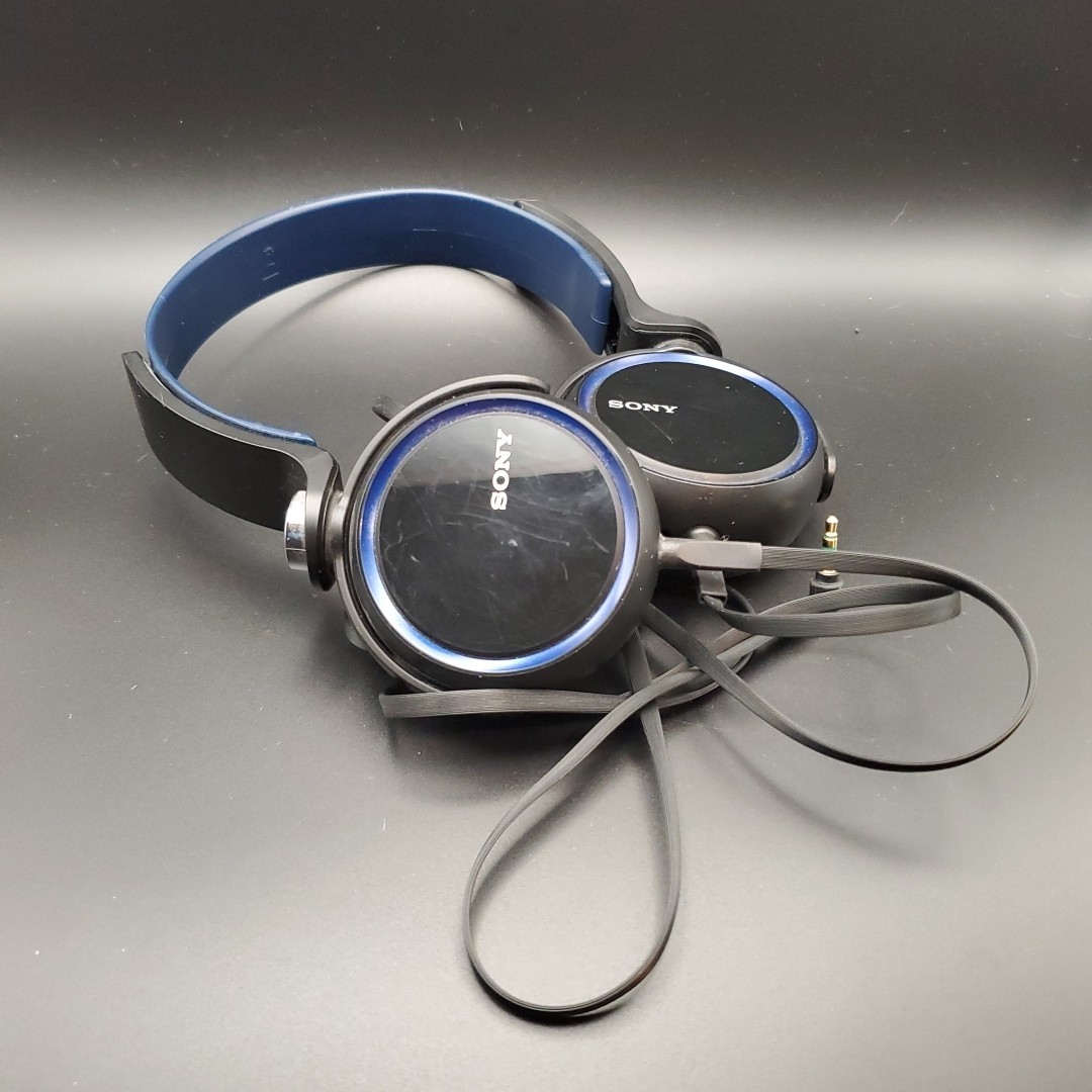 SONY MDR-XB400 Wired Stereo Headphones Black-Blue Working Great Sound