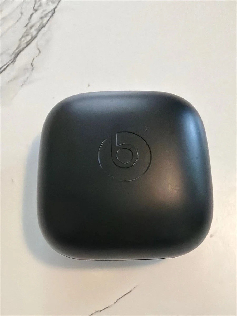 Beats by Dr. Dre Powerbeats Pro In-Ear Wireless Earphones – Black (MY582LL/A)