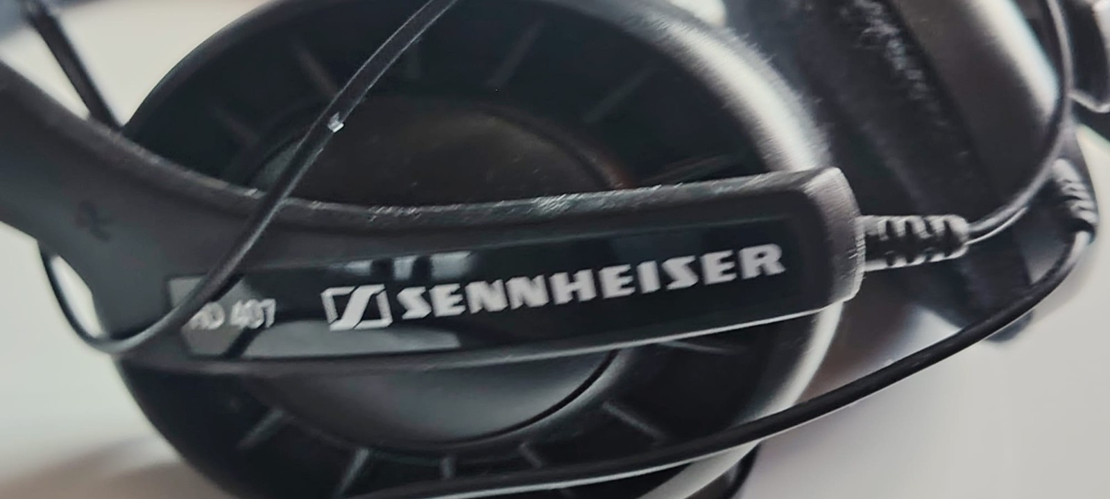 Sennheiser HD 407 Traditional Headphones, Little Used Like New