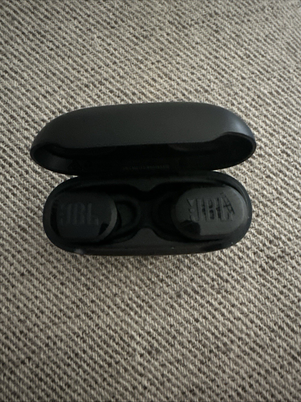 JBL Ear buds