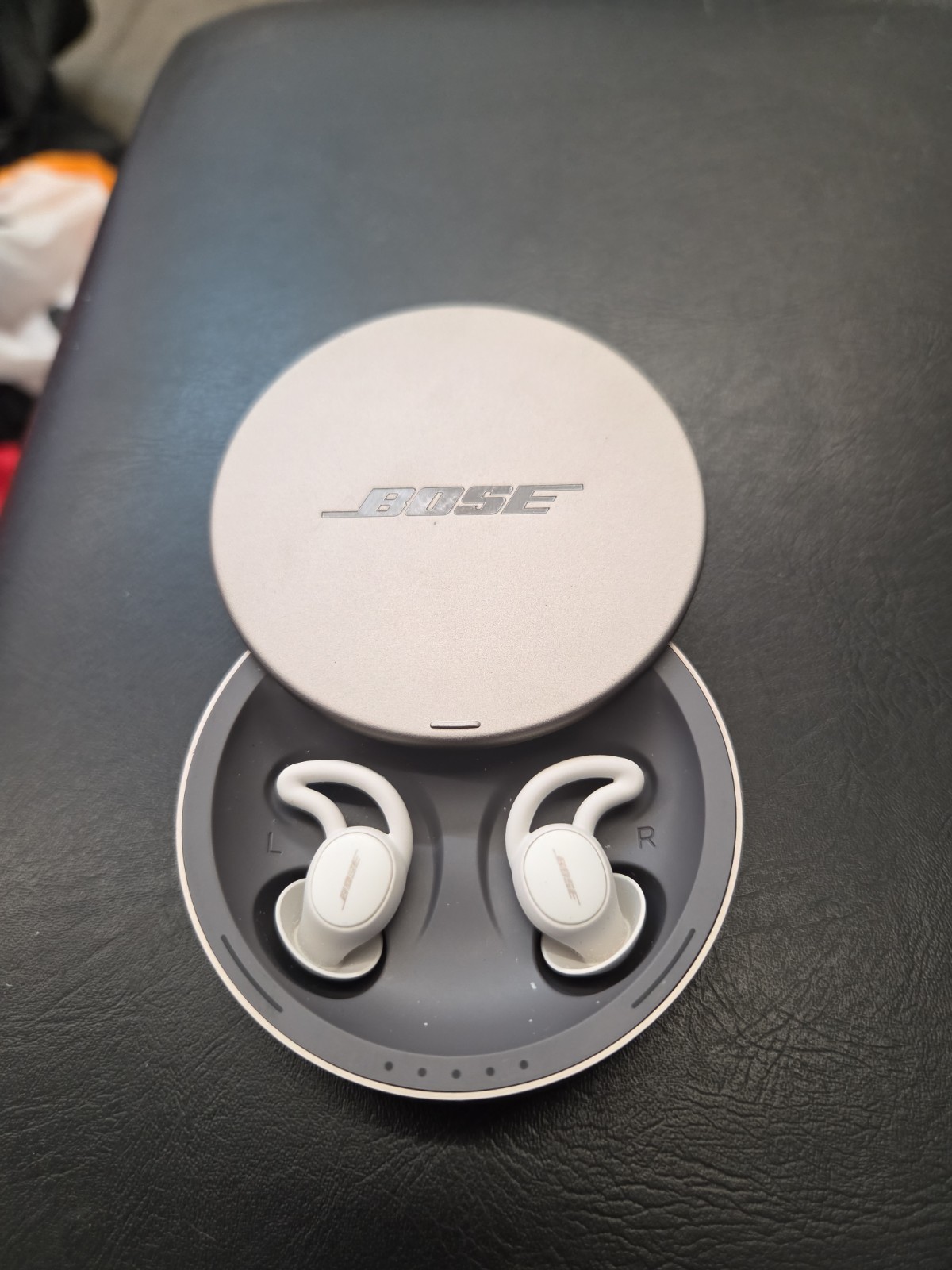 Bose Sleepbuds II Wireless Bluetooth Earbuds – White *not Charging*