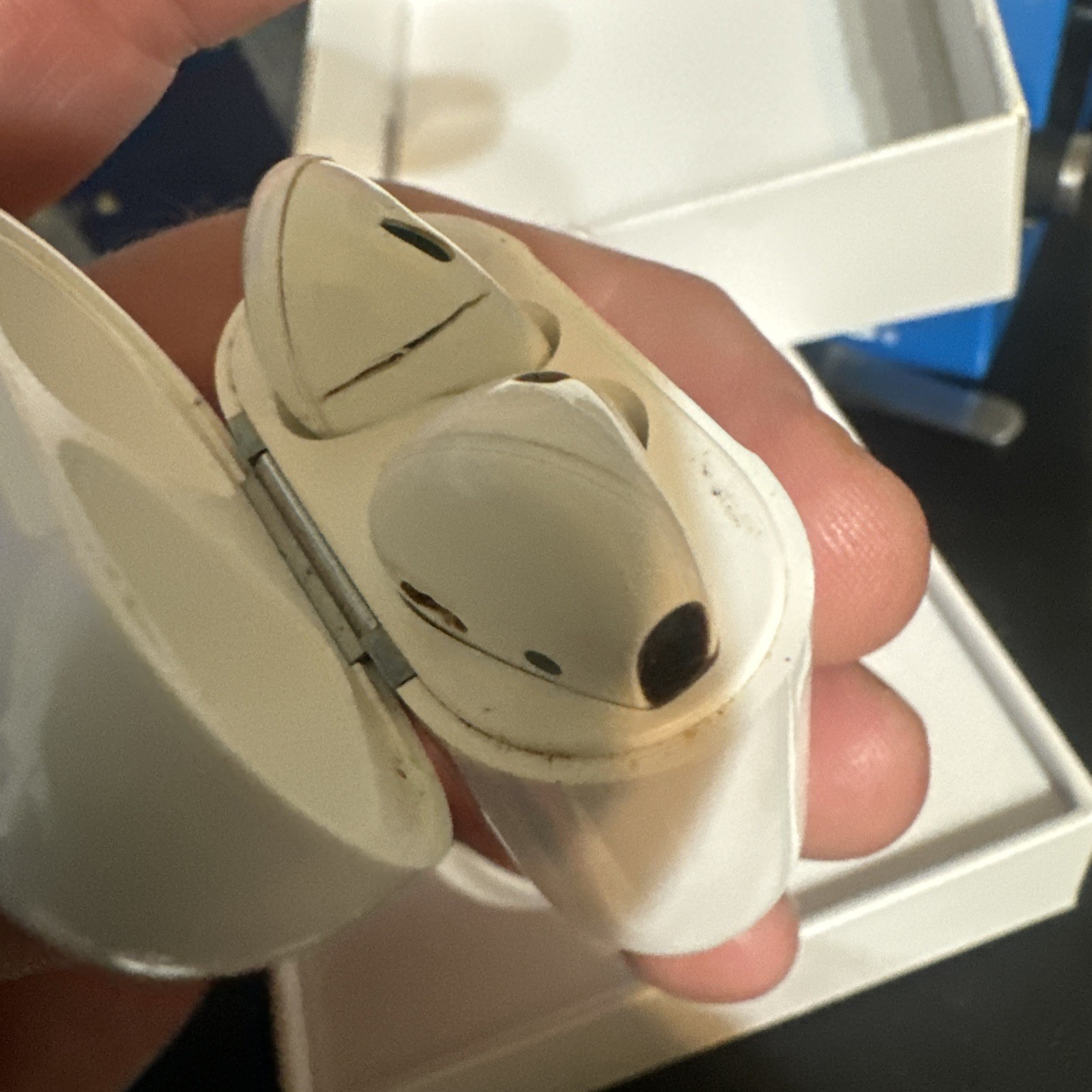 LEFT Apple AirPods 3rd Generation MPNY3AM/A True Wireless Earbuds Whit