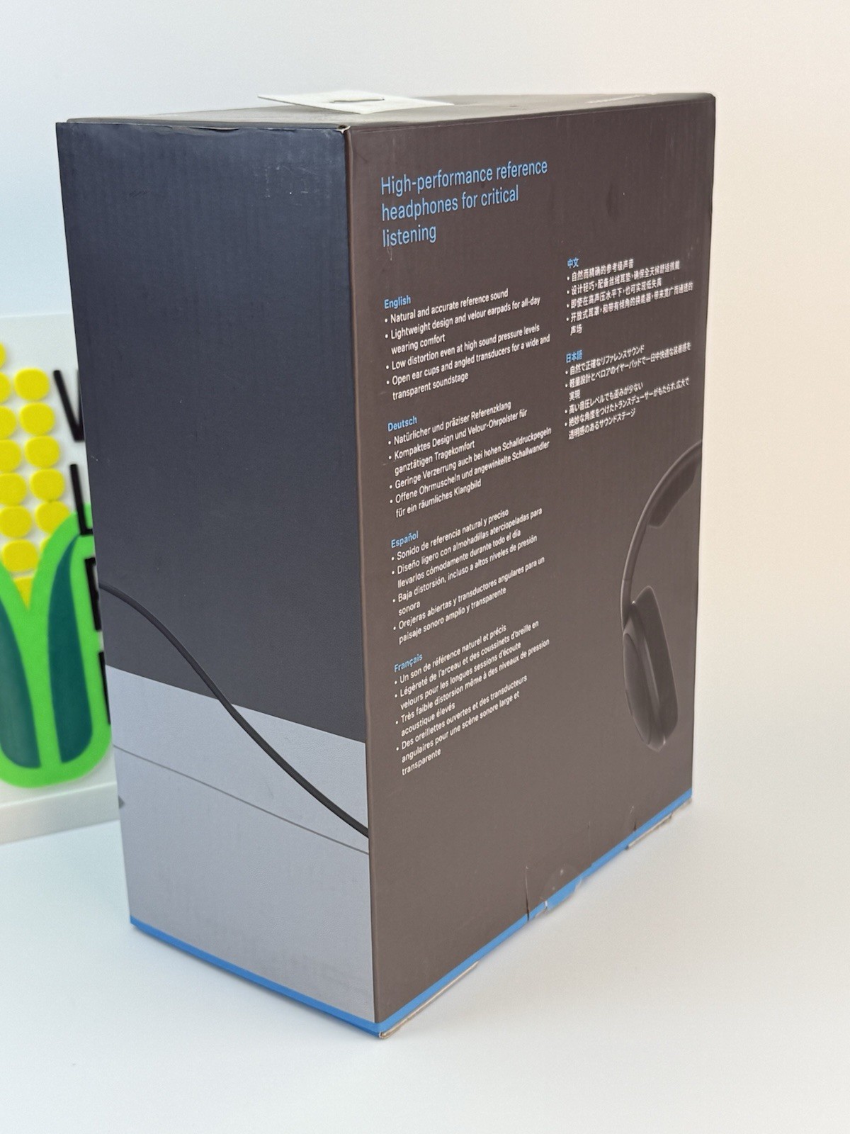 Sennheiser – HD 560S Wired Open Aire Over-the-Ear Audiophile Headphones – Black