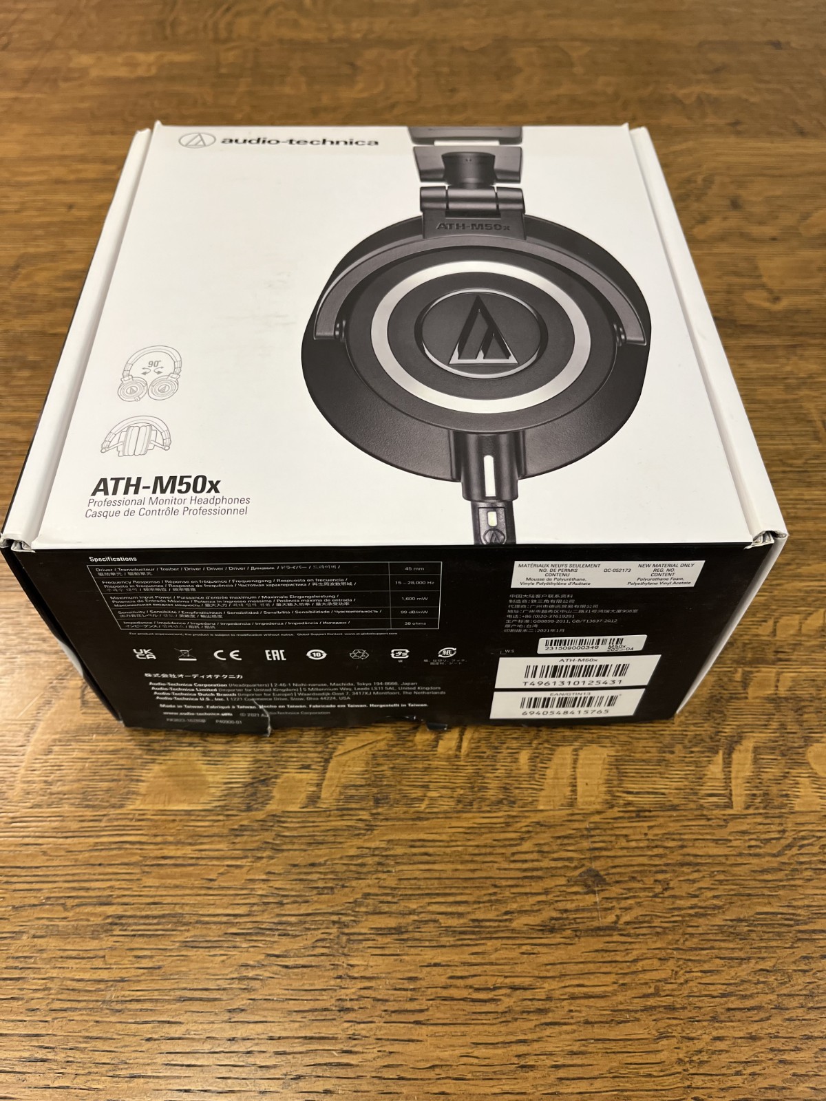 Audio-Technica ATH-M50x Professional Monitor Headphones w/Box – None More Black!
