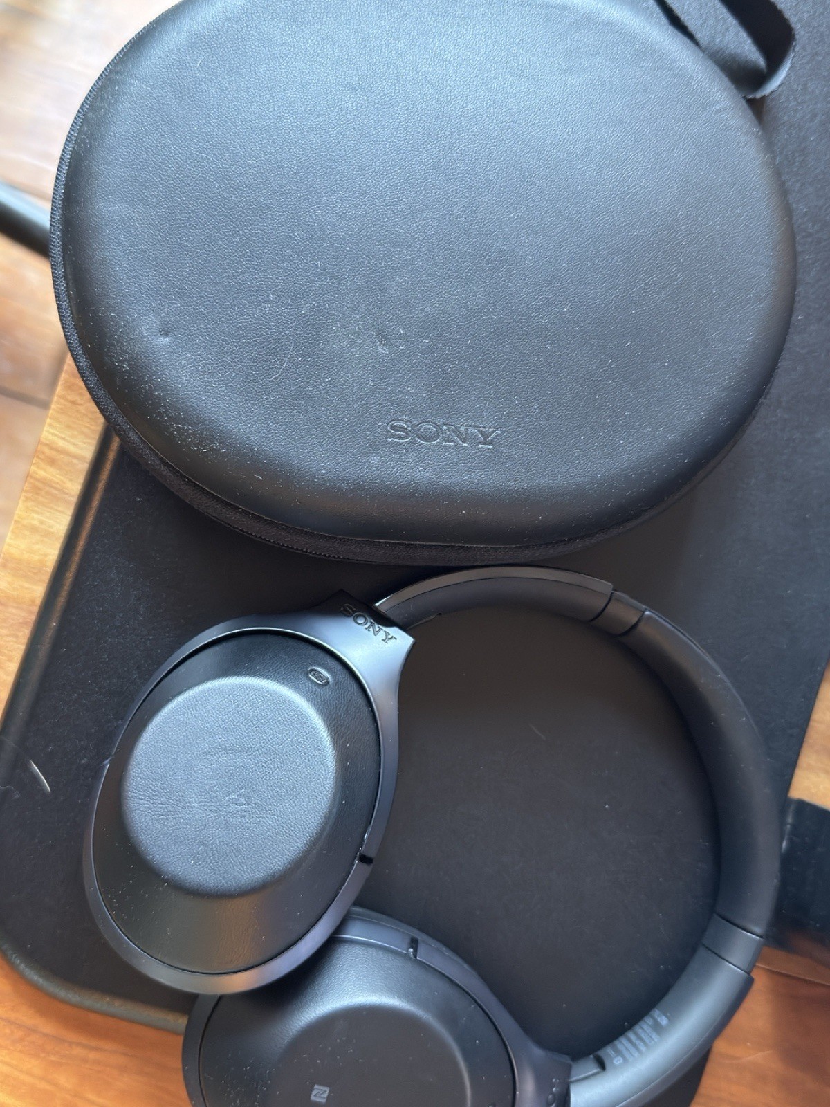 Sony MDR-1000x Noise Canceling Headphones – Tested & Work Great