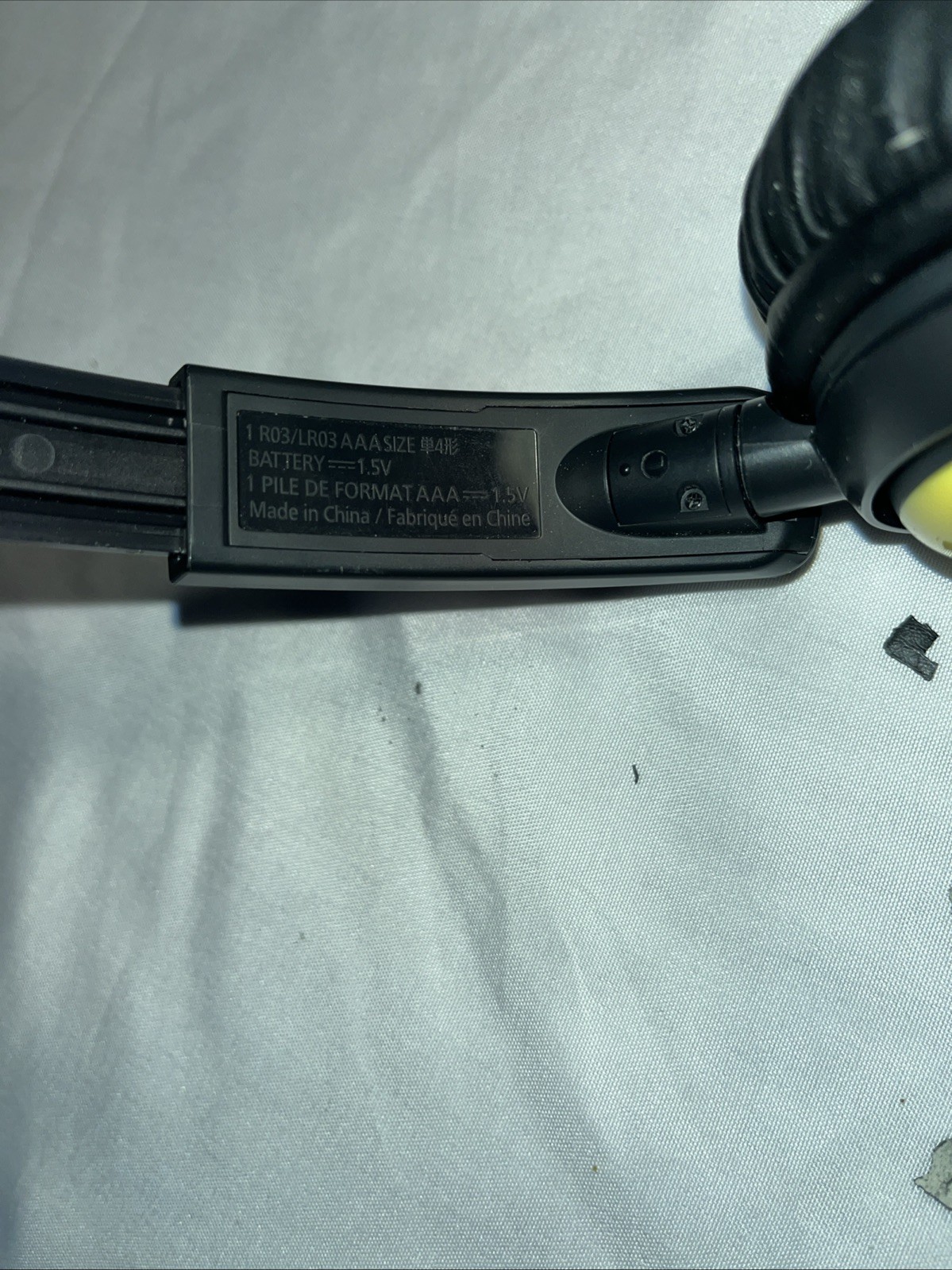 Panasonic Noise Canceling Headphones – Yellow – VGC (RP-HC200-Y) Needs Ear Covs