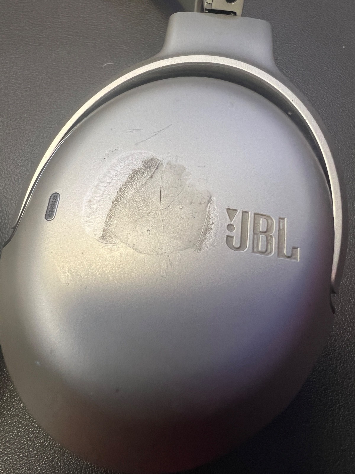 JBL Tour One M2 Wireless Over-Ear Headphones-CRACK BEZEL BUT WORKS
