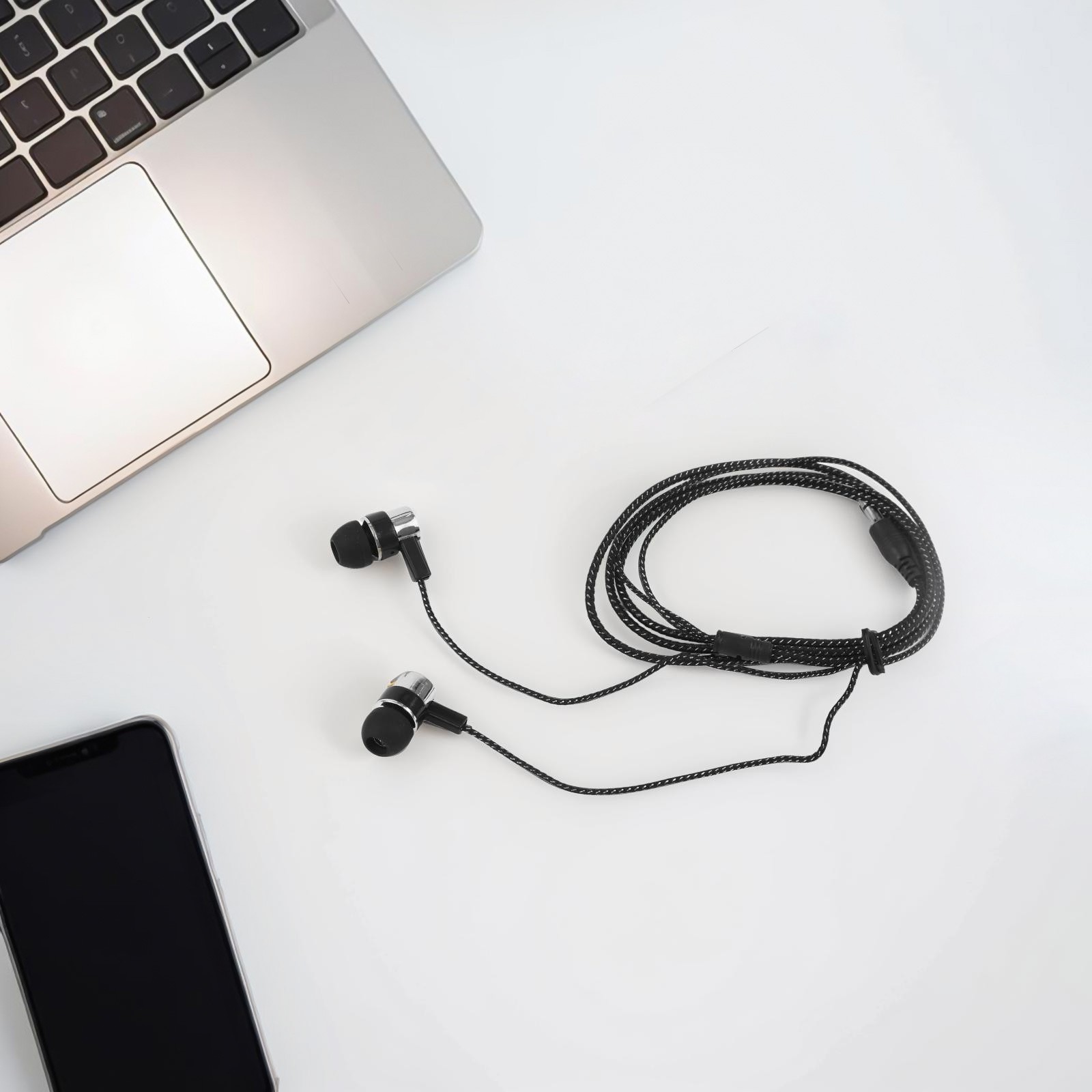 For Mobile Devices Earphone 20Hz-20kHz Response Noise Isolation Design
