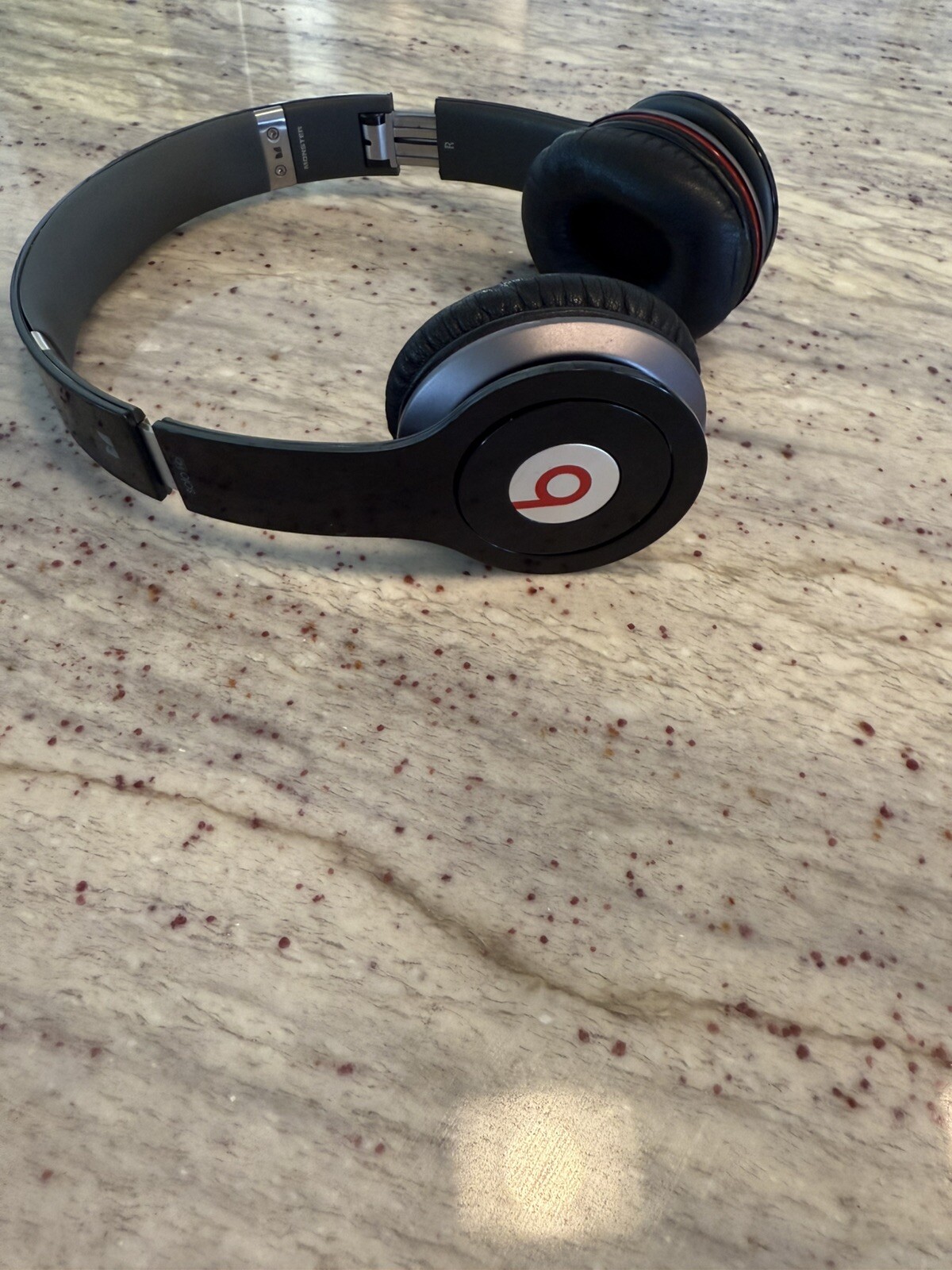 beats by dr dre Monster Black And Red Wired Pink