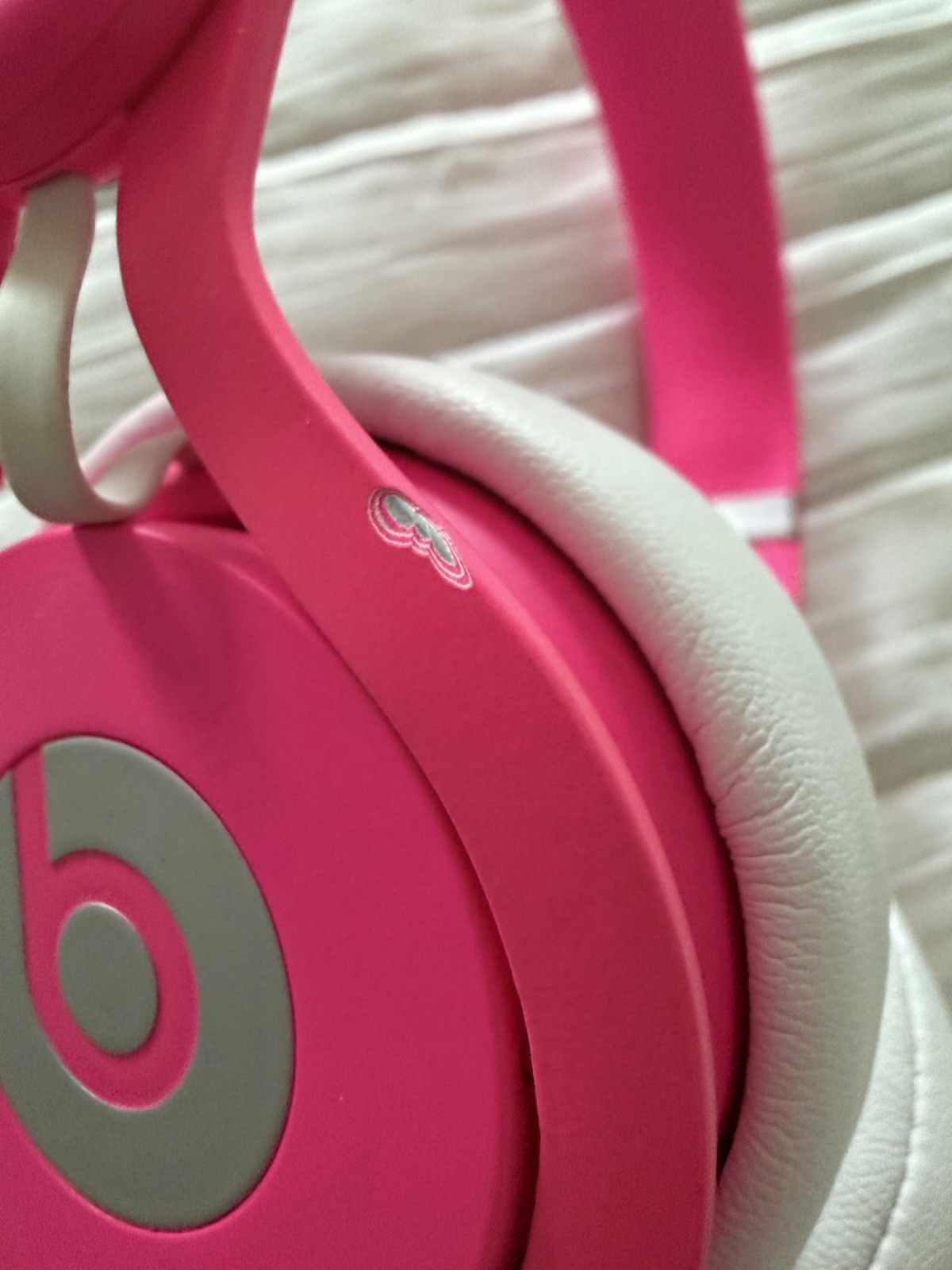 Beats by Dr. Dre MIXR Over the Head DJ Headphones – Pink