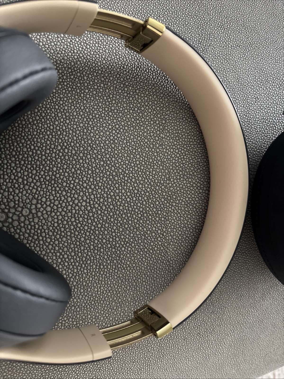 Beats by Dr. Dre Studio3 Bluetooth On Ear Wireless Headphones – Shadow Gray