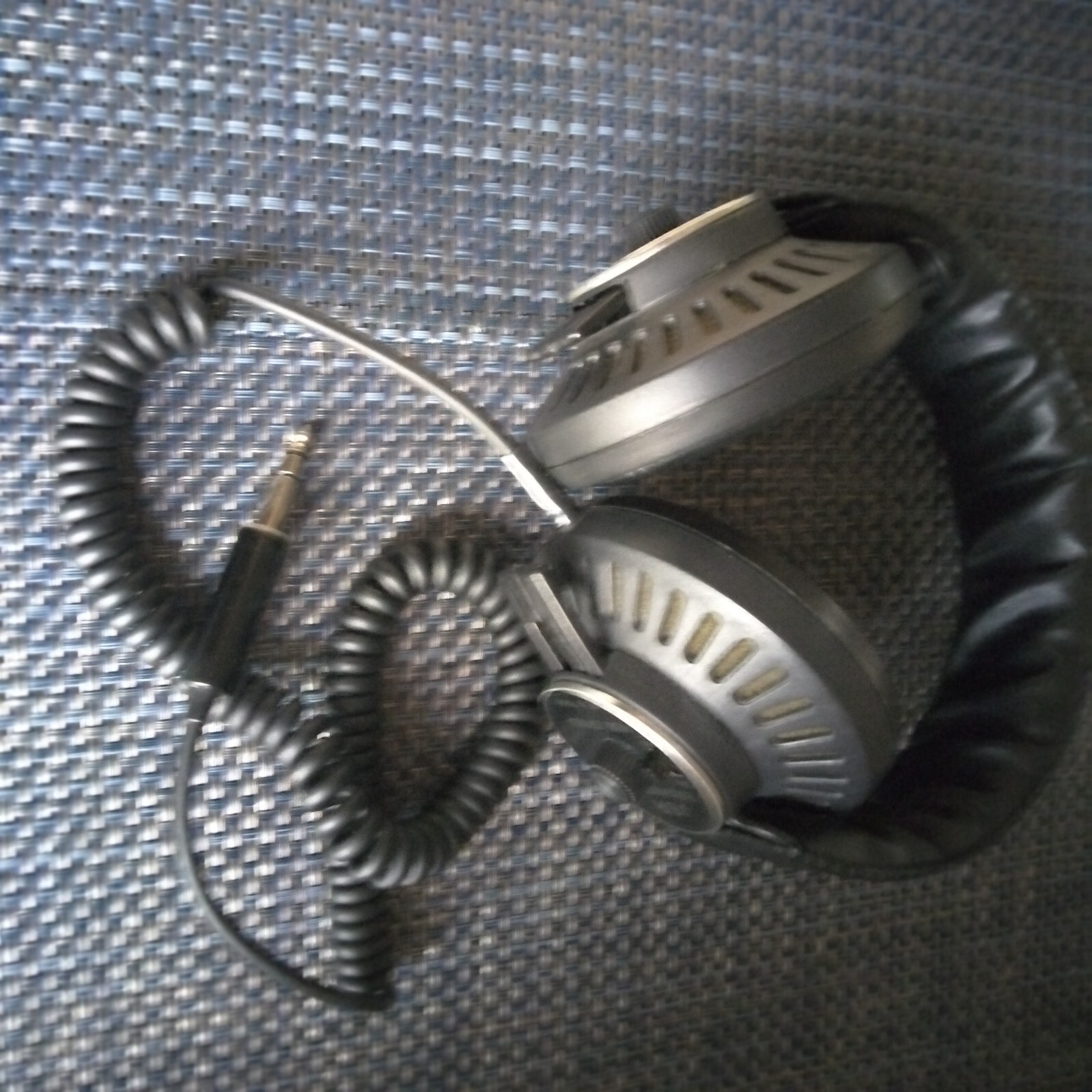 JSR -200A Stereo Headphones original box