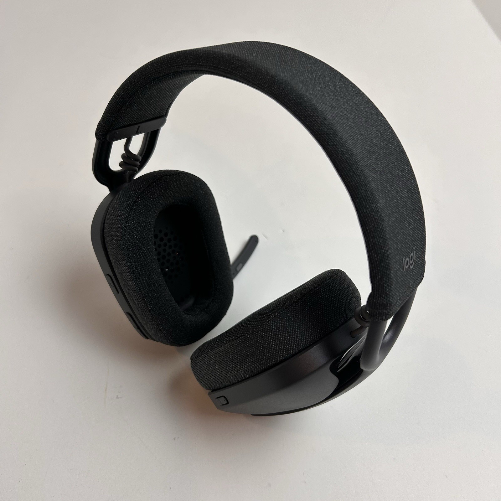 Logitech Zone Vibe On Ear Wireless Headphones – Graphite Gray