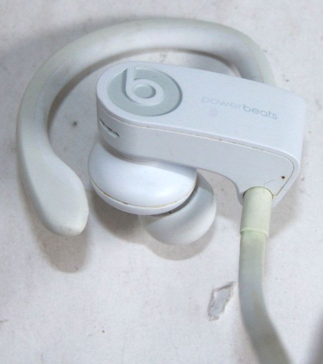 Beats Powerbeats3 Wireless Headphones All White Sport Apple W1 Chip TESTED