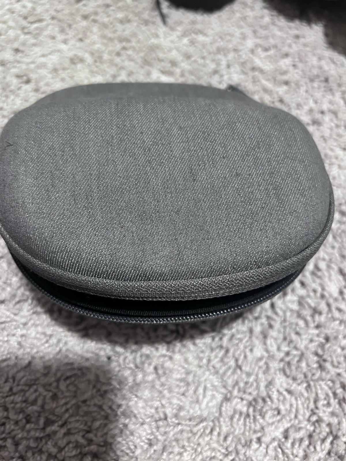 Moshi Avanti Headphones – Premium Leather & Aluminum Design, Great Condition