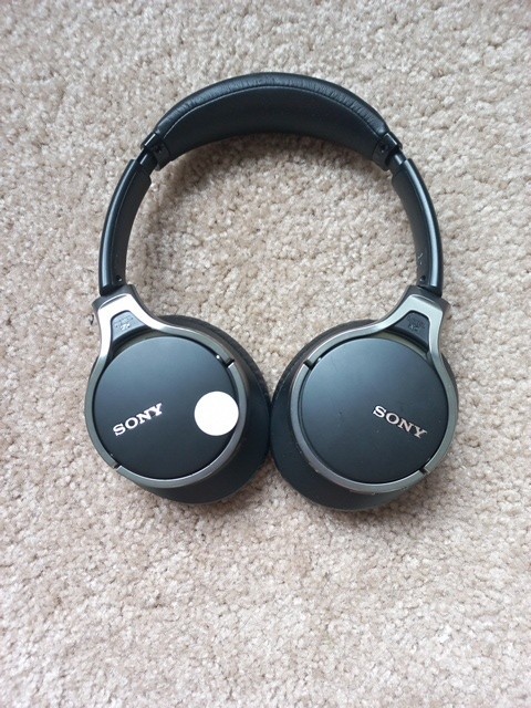 Sony MDR-10RNC Headphones