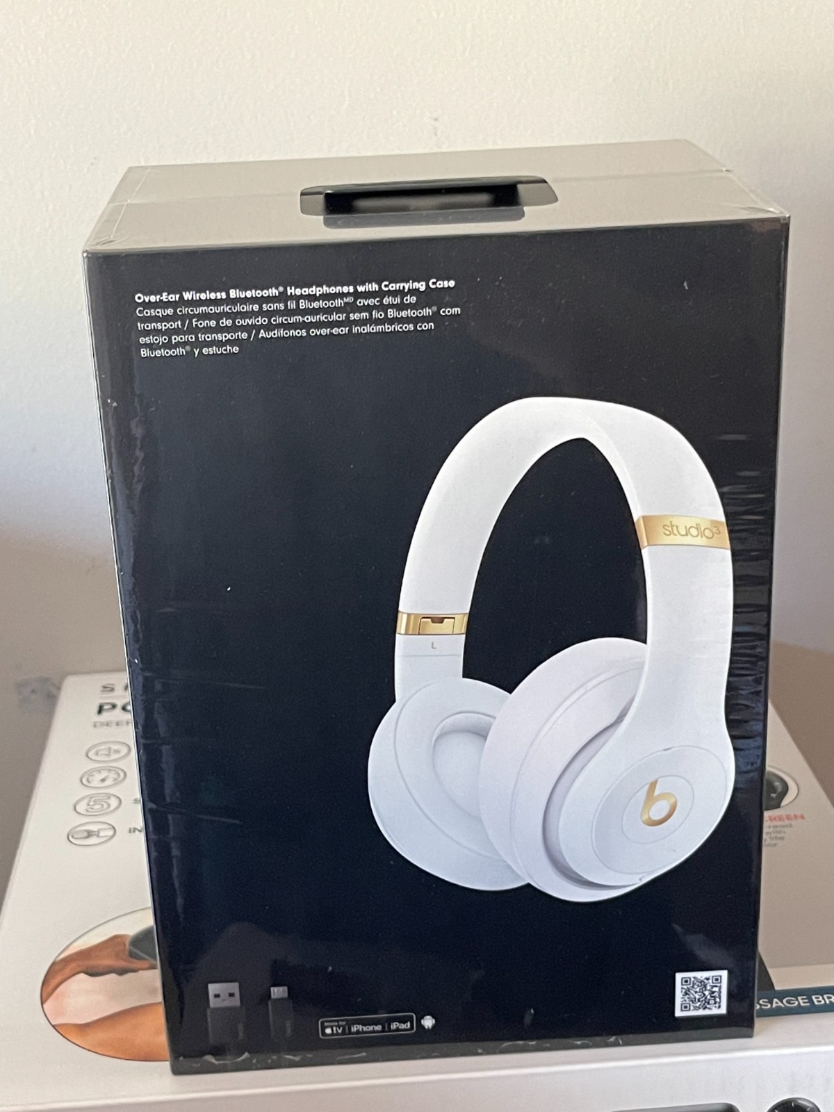 Beats Studio 3 Studio3 Wireless Noise Cancelling OE Headphones wit Apple W1 Chip