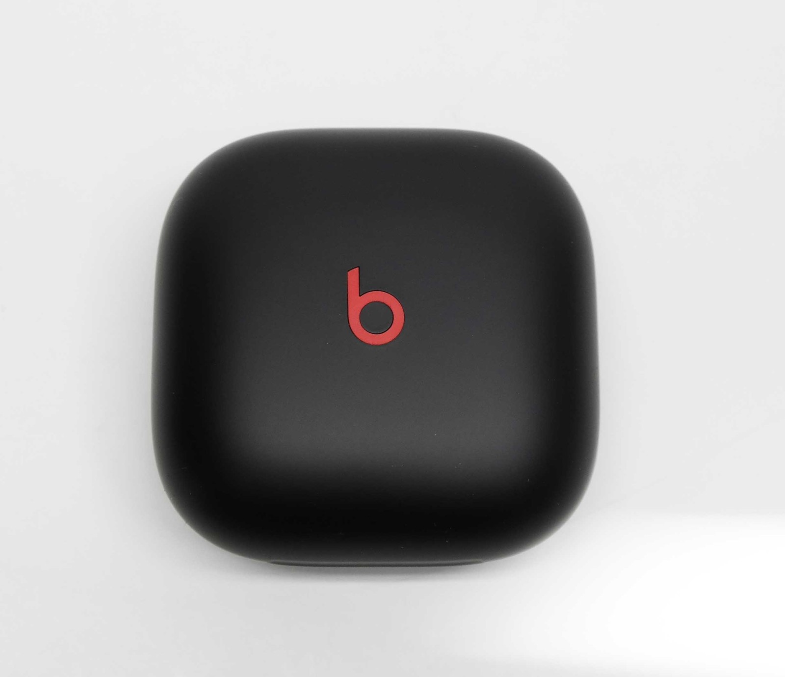 Genuine Beats by Dr. Dre Fit Pro Charging Case Replacement MK2F3LL/A Black