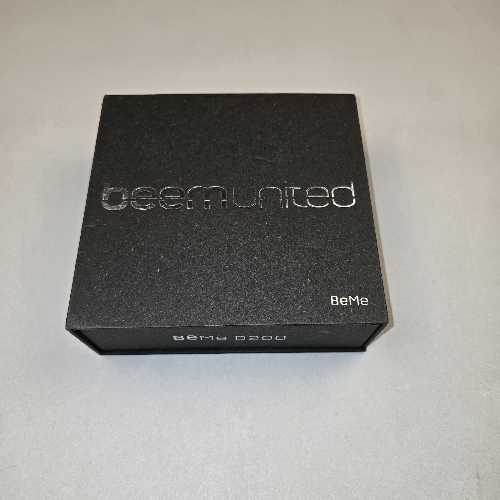 BeMe D200 by Beemunited Headphones. Black color. For iPhone NEW