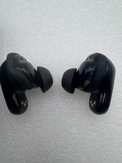 Bose QuietComfort Ultra Earbuds Noise-Cancelling Earbuds Black/Gray – Excellent