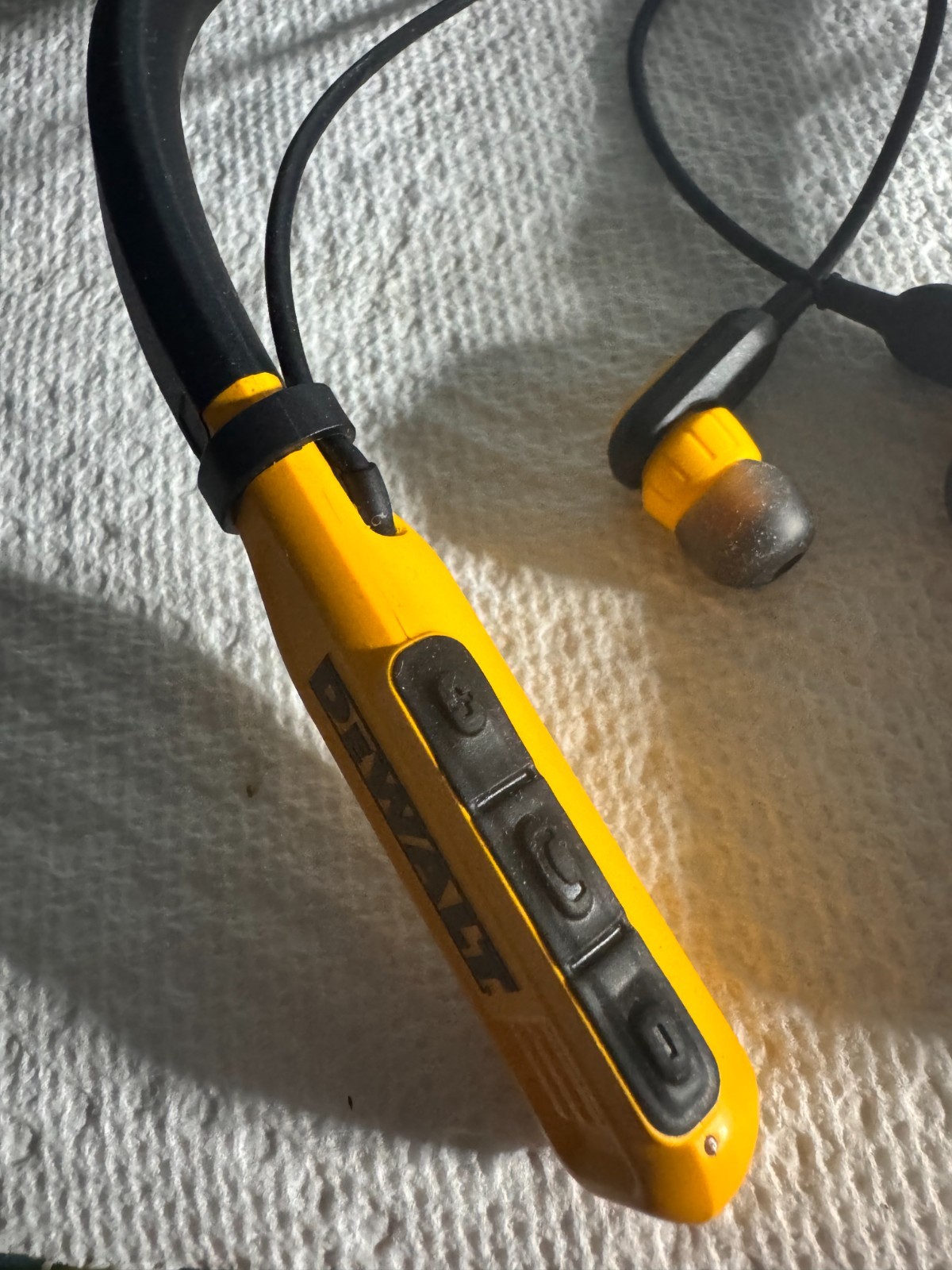 DeWalt Jobsite Pro Max Neckband headphones bluetooth heavy duty wireless