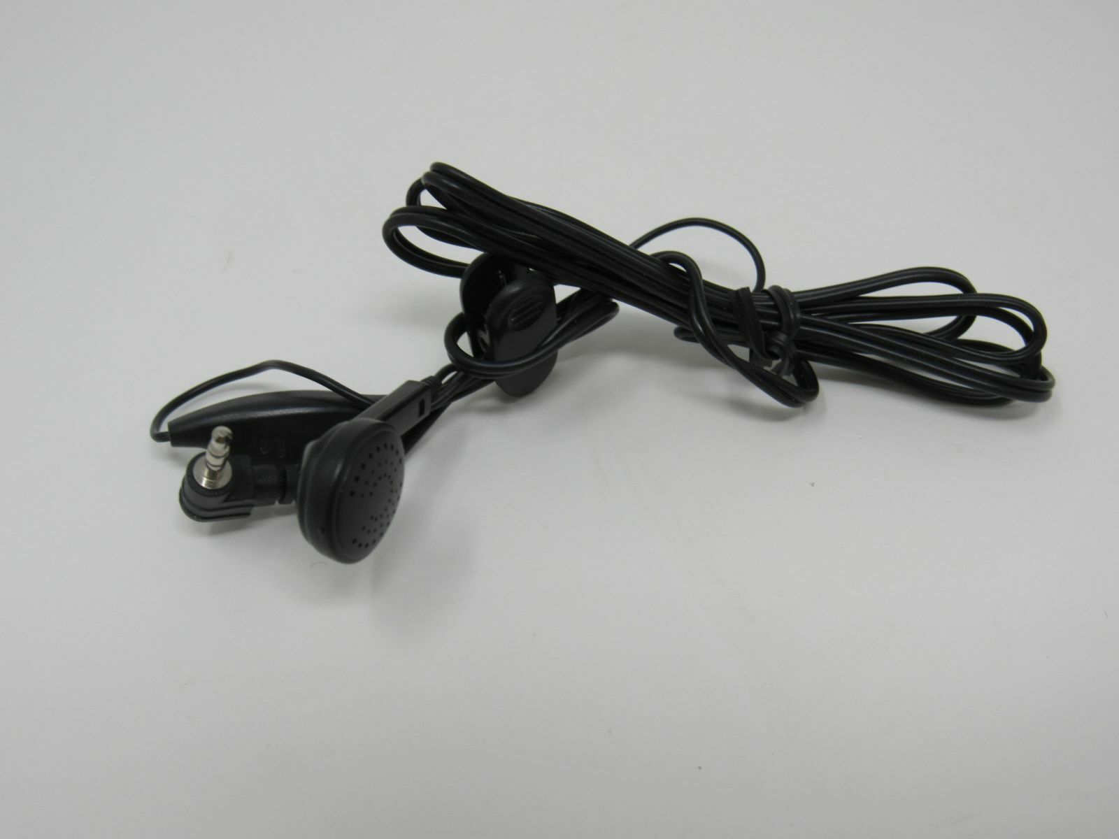 Unbranded/Generic Earphones Earbuds Wired 3.5mm Black