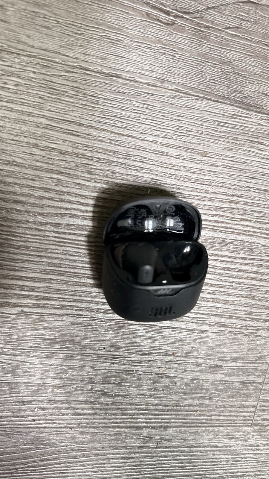 JBL – Tune 225TWS – True Wireless Bluetooth Earbuds – Black – Only One