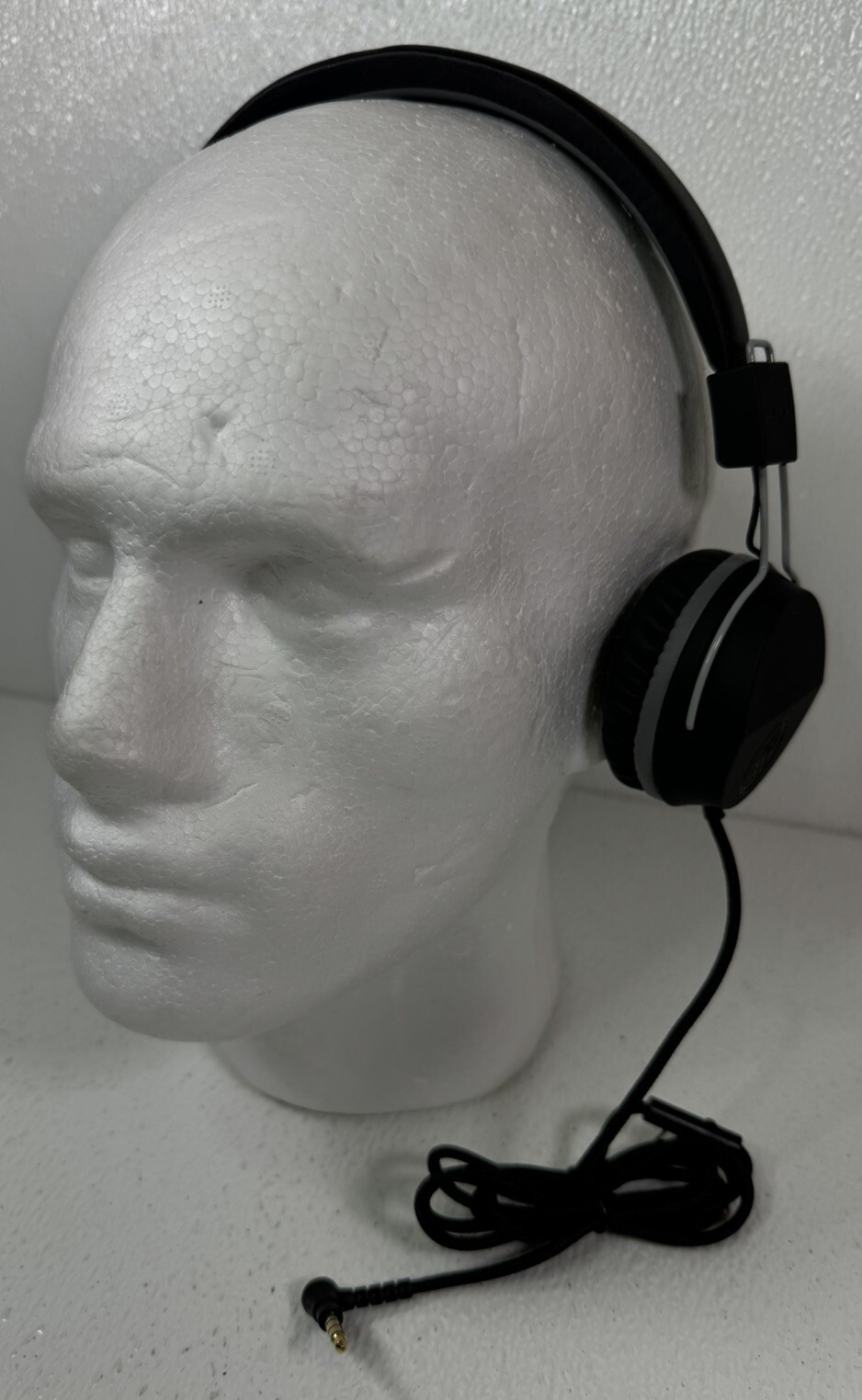 JLAB NEON ON EAR WIRED HEADPHONES BLACK COLOR – NEW