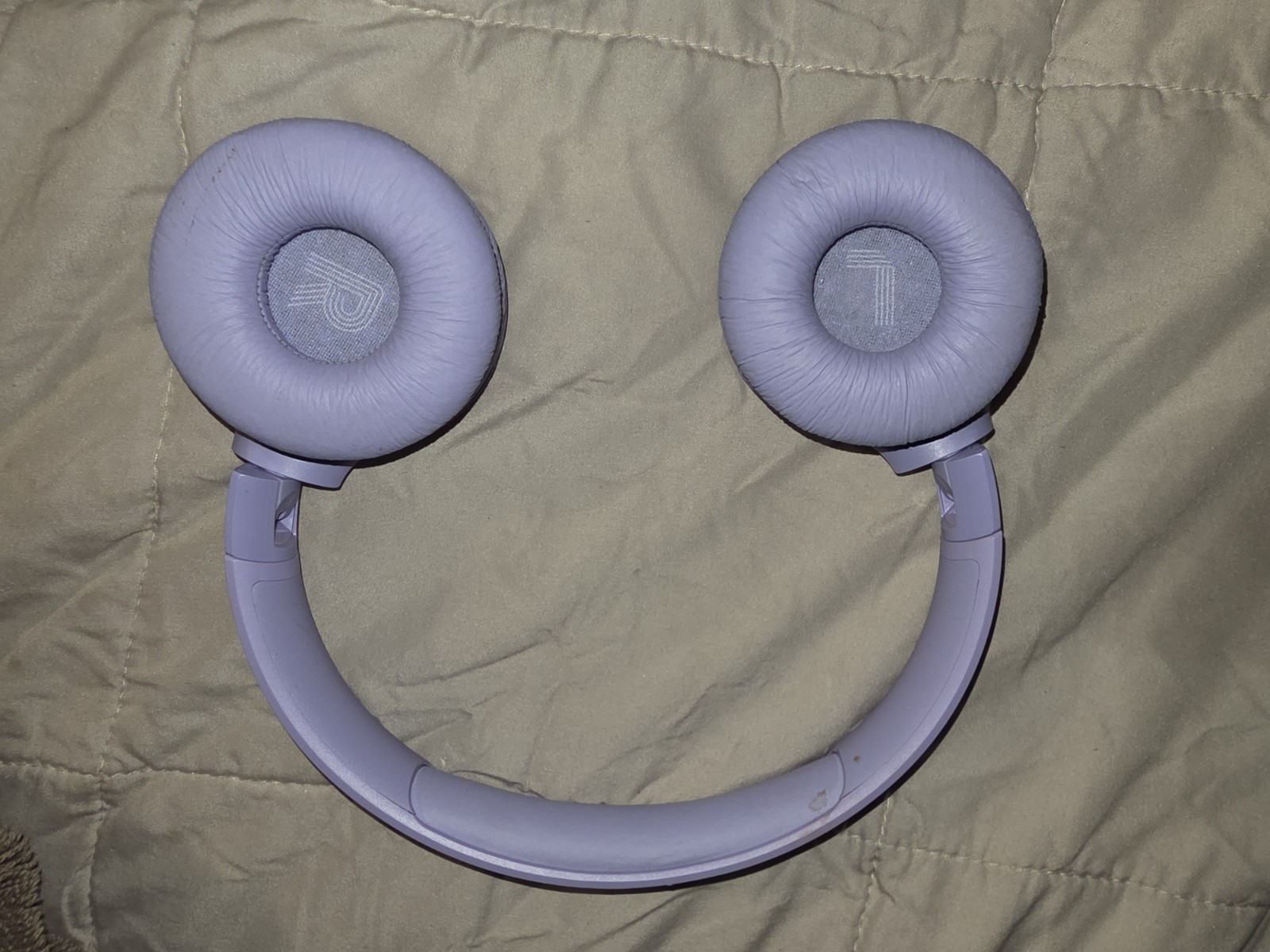 JBL Tune 520BT Wireless Bluetooth Headphones | Purple