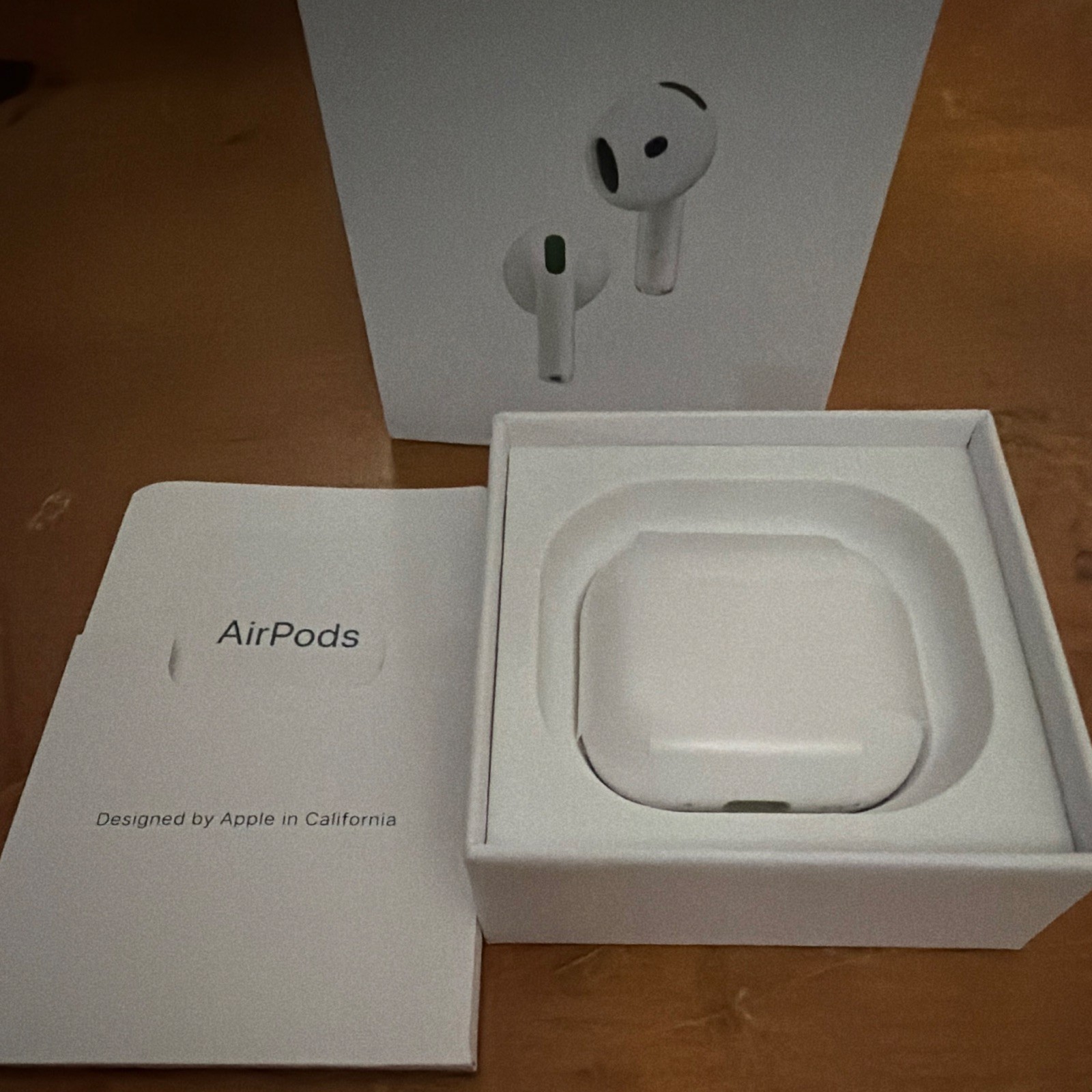Apple AirPods 4 ANC White Wireless In-Ear Earbuds Bluetooth USB-C